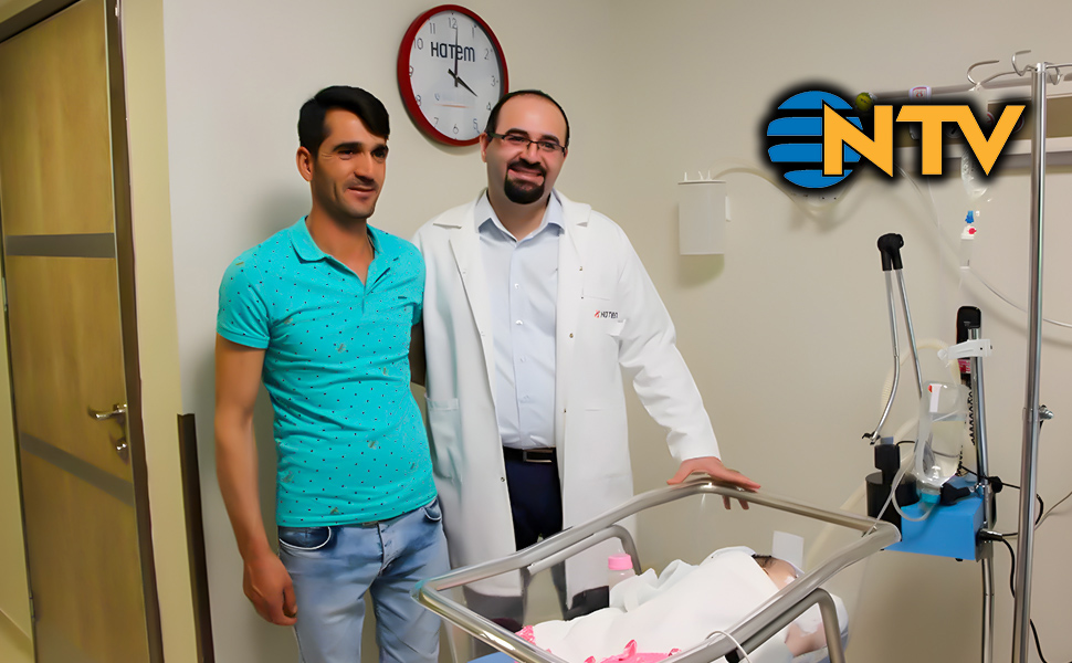 27 Günlük Bebeğe, Kulak Dokusundan Göz Kapağı - Op. Dr. Can PAMUKCU